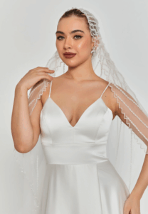 beaded section single tier tulle veil