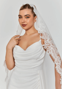 lace single tier tulle veil