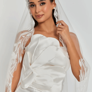 beaded section single tier tulle veil