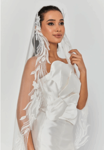 beaded section single tier tulle veil